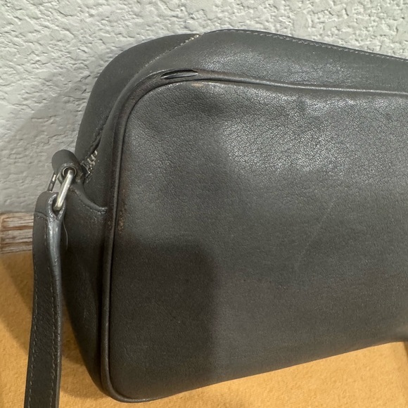 Saint Laurent Small Mono Leather Camera Bag-Grey - Picture 5 of 17